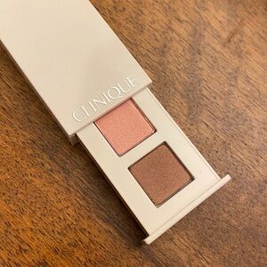 FREE NEW CLINIQUE Eyeshadow Duo